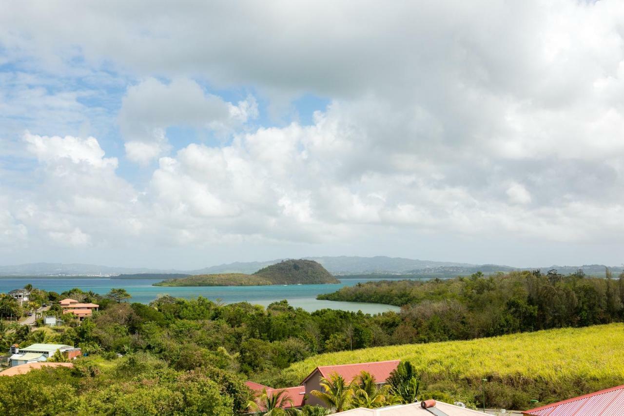 Bungalow Vanille Pacane - Vue Mer Avec Spa Prive เลส์ทรัวส์-ซีเลต์ ภายนอก รูปภาพ
