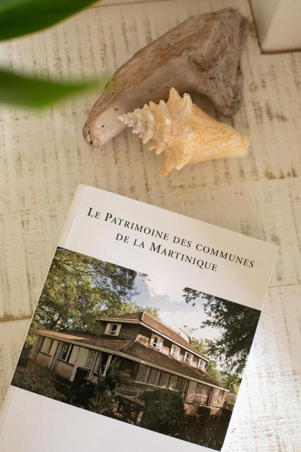 Bungalow Vanille Pacane - Vue Mer Avec Spa Prive เลส์ทรัวส์-ซีเลต์ ภายนอก รูปภาพ